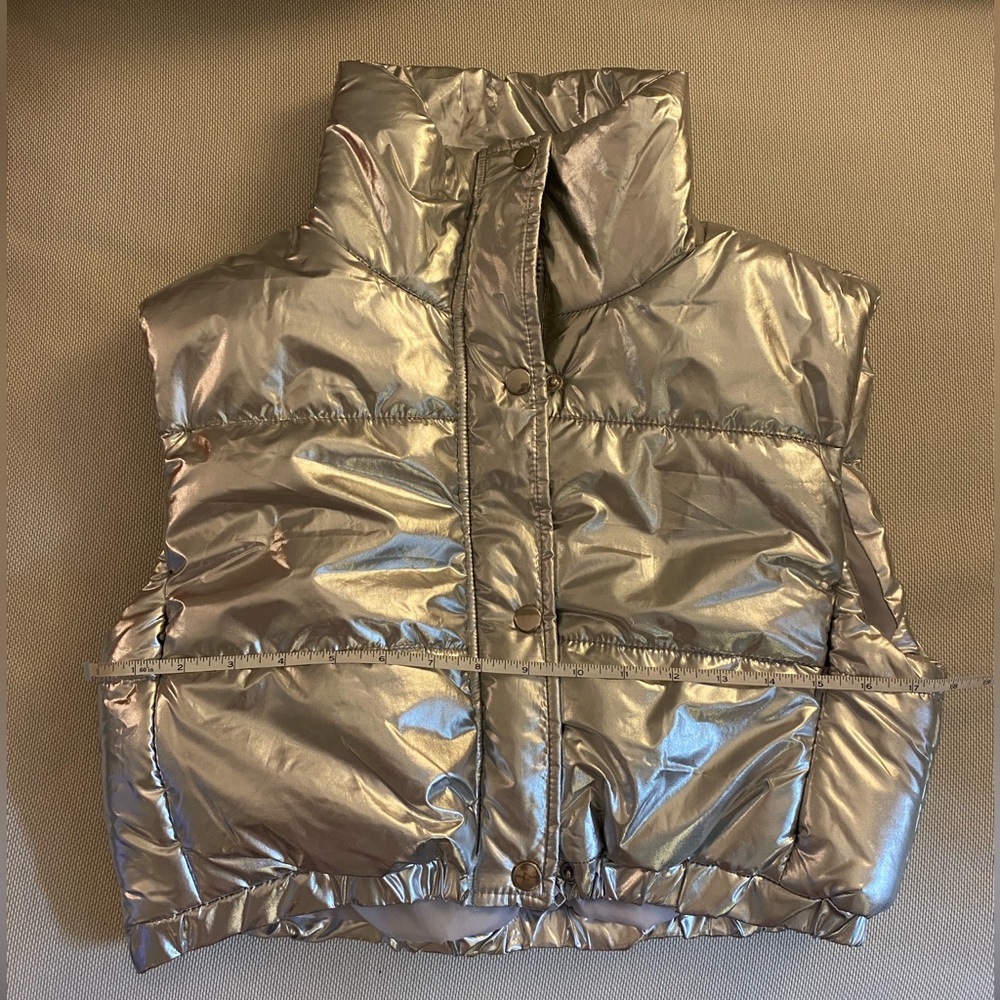 Puffer Vest | Cropped Silver Bikercore - Picture 6 of 9
